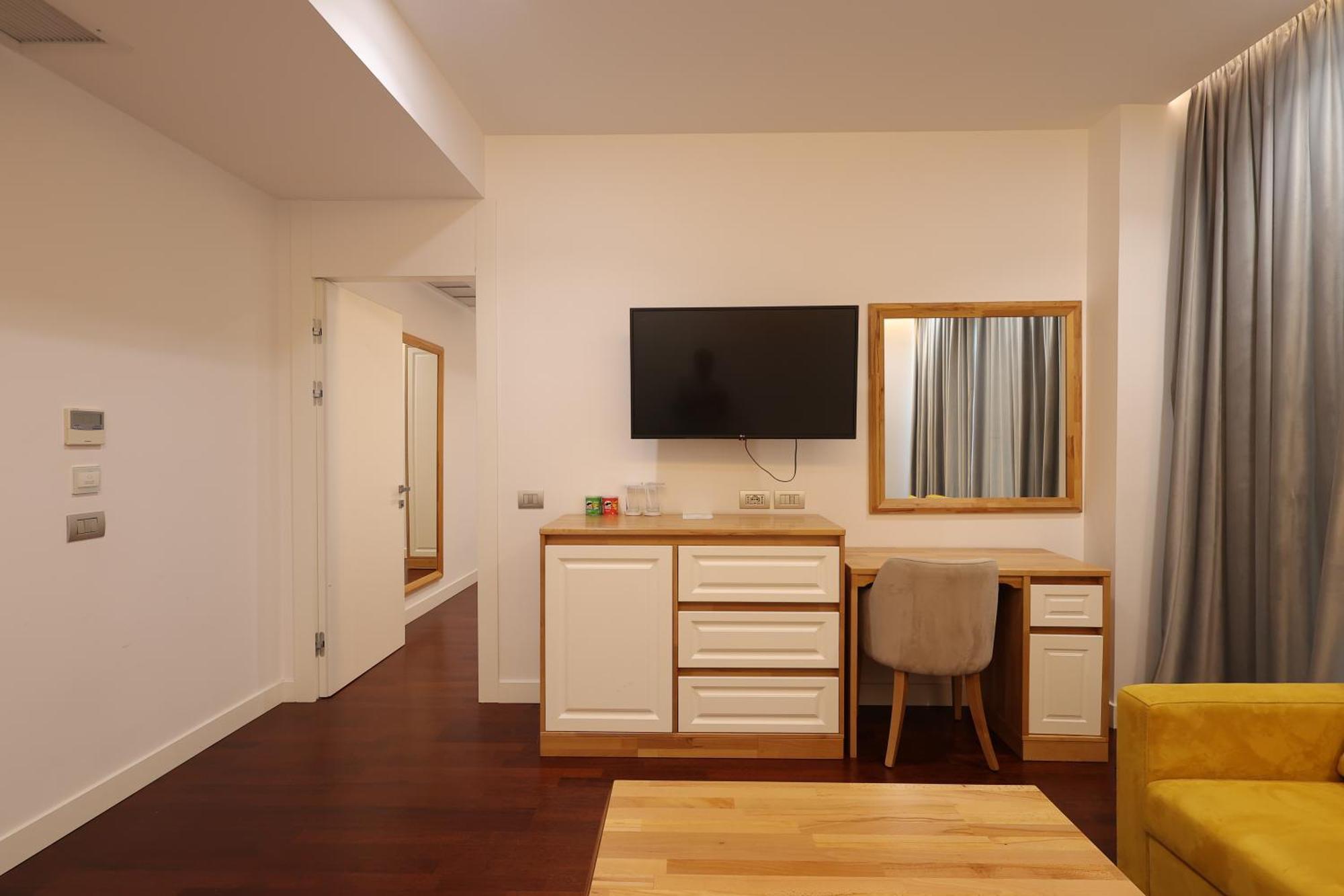 Harbour Hotel Saranda Kültér fotó