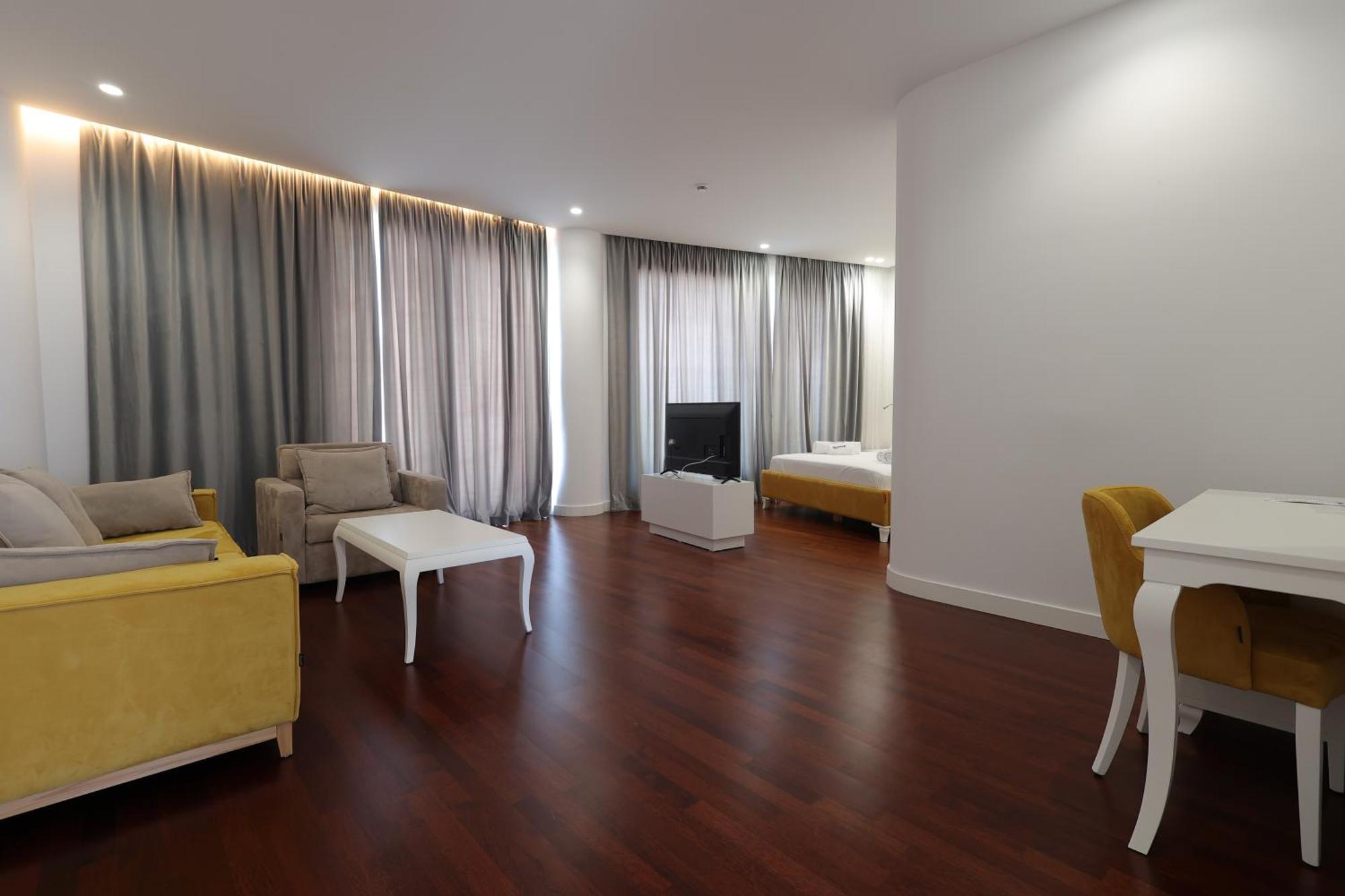 Harbour Hotel Saranda Kültér fotó